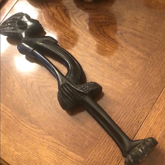 Vintage Ethnic Statue, A Woman’s Stance - Picture 7 of 8